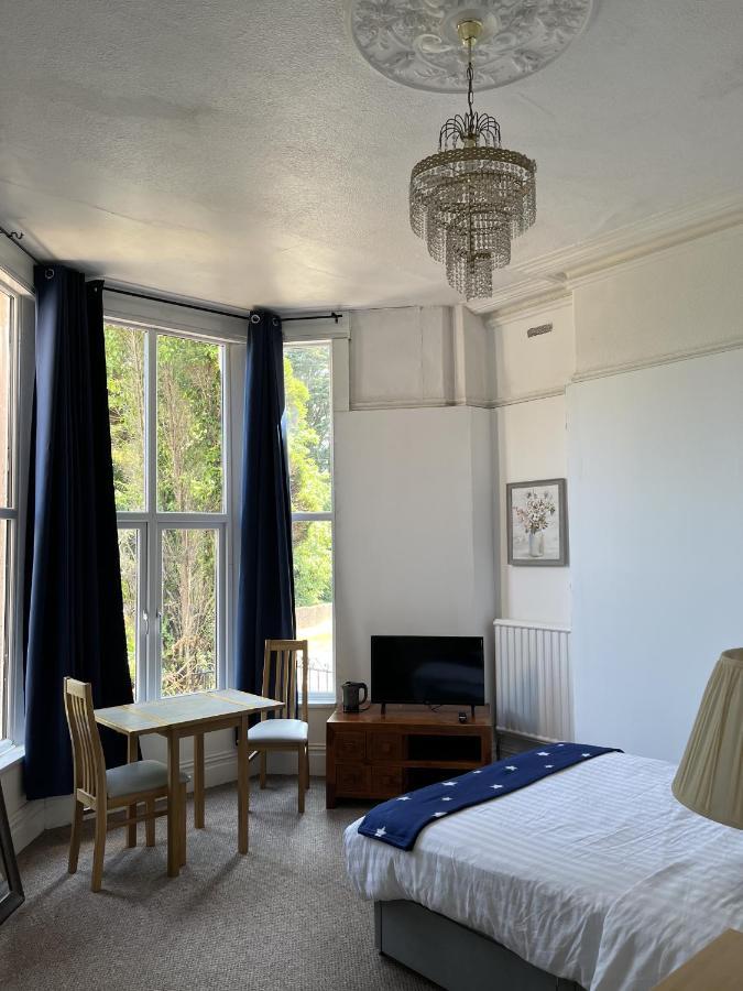 Ensuite Double Room, By Swansea University, Sketty, R2 Exterior photo