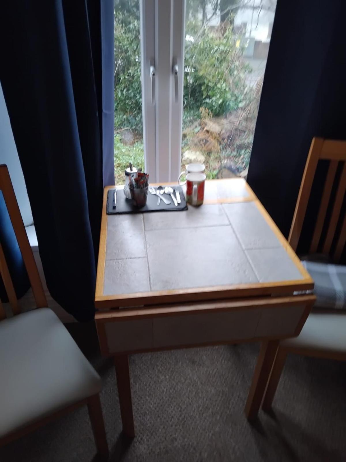 Ensuite Double Room, By Swansea University, Sketty, R2 Exterior photo