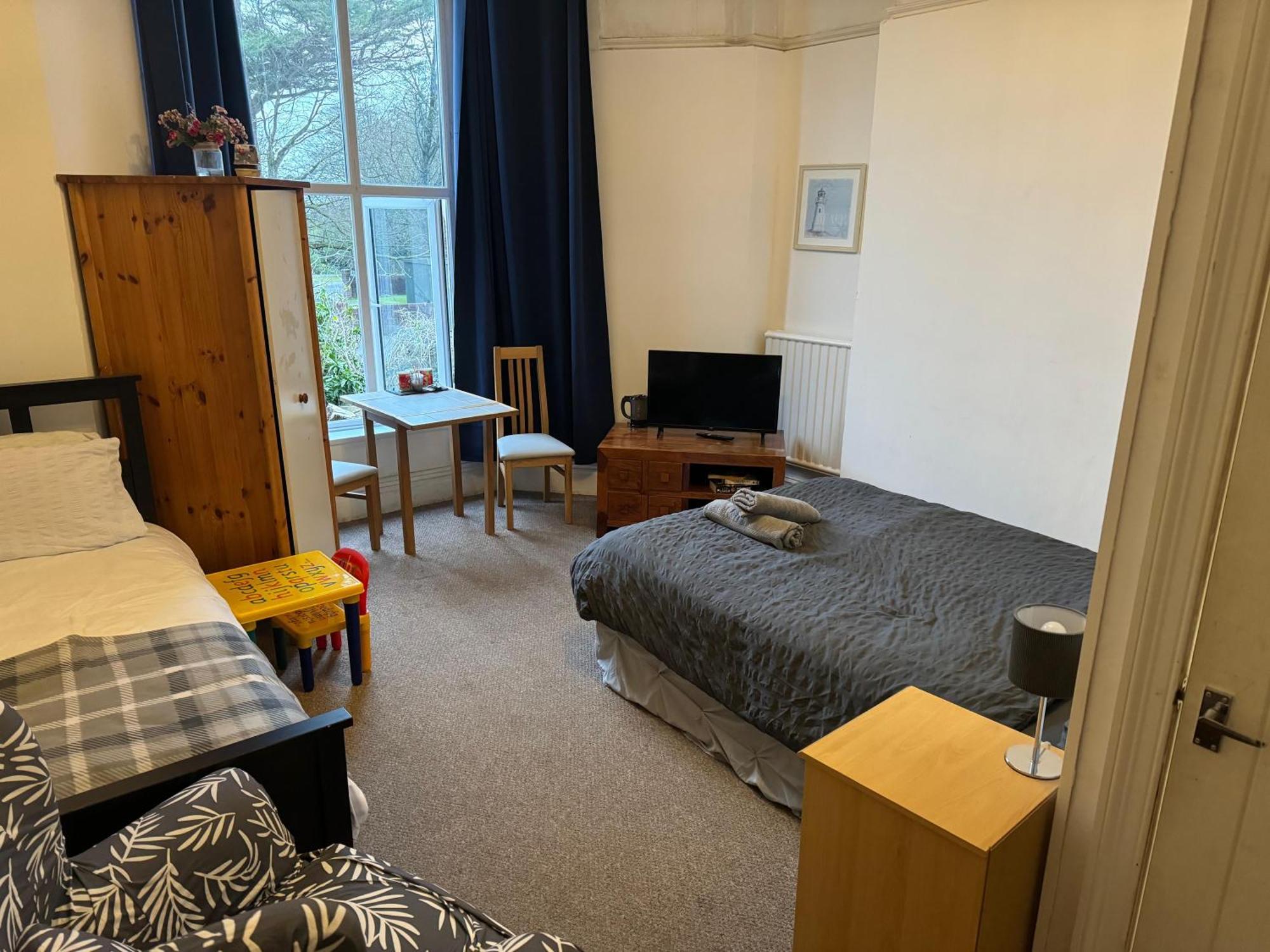 Ensuite Double Room, By Swansea University, Sketty, R2 Exterior photo